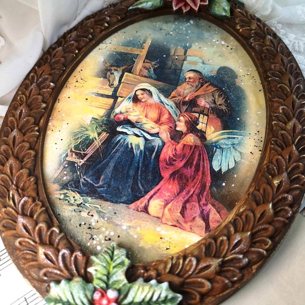 Set cadou Craciun format din tablou si decoratiune pentru brad - tema "Nasterea Domnului"