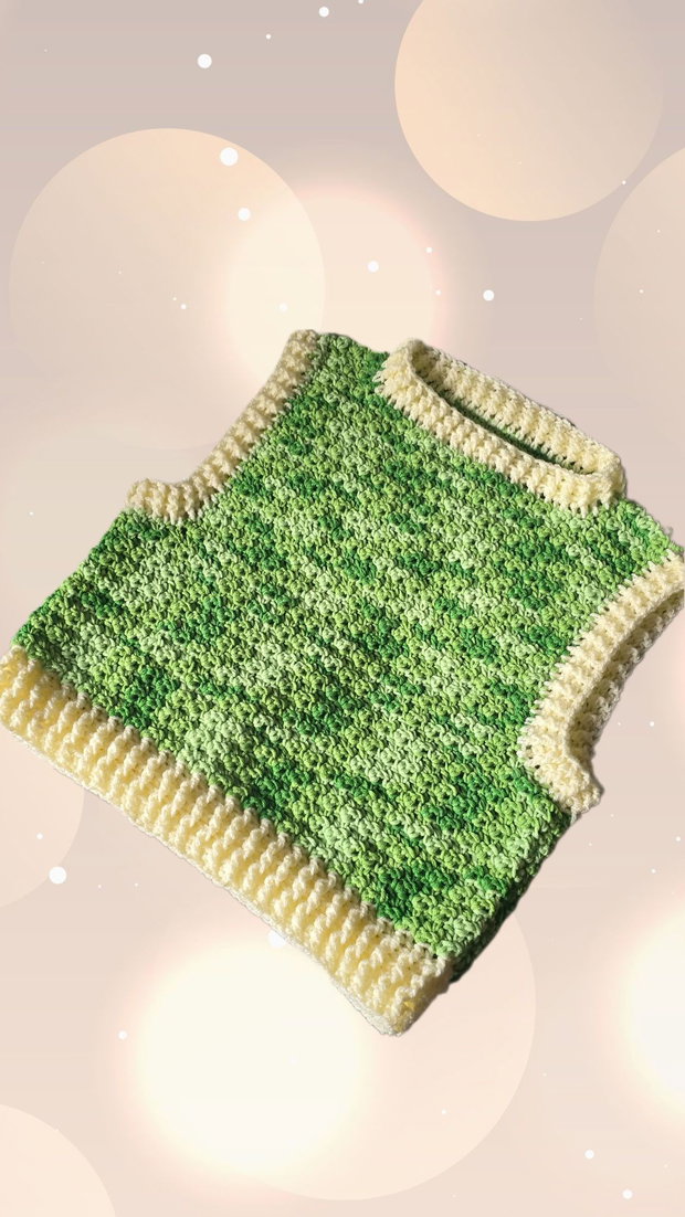 Vestă croșetată handmade Soft Green