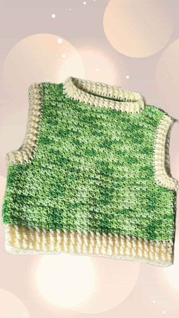 Vestă croșetată handmade Soft Green