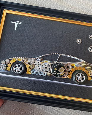 Masina model Tesla Cod M 614・Cadouri masini din piese de ceas・Cadouri barbati・Ceasuri barbati