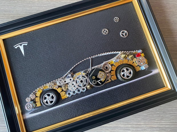 Masina model Tesla Cod M 614・Cadouri masini din piese de ceas・Cadouri barbati・Ceasuri barbati