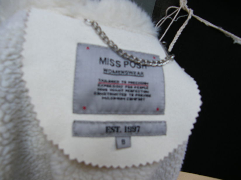 Nou/Cojocel 10-12 ani blana