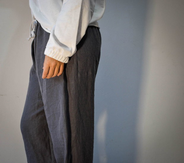 Pantaloni cu croială lejeră din in 100% culoare gri antracit