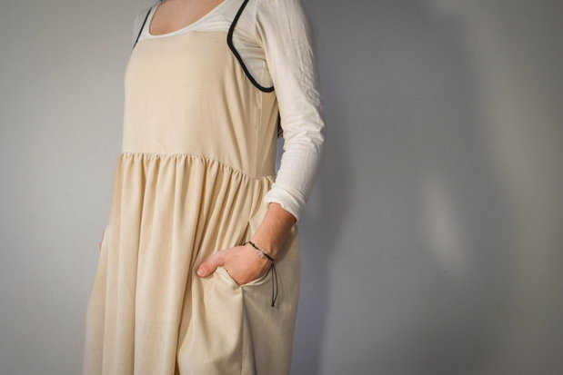 Rochie cu bretele subțiri, culoare ivory, din amestec de in și vâscoză