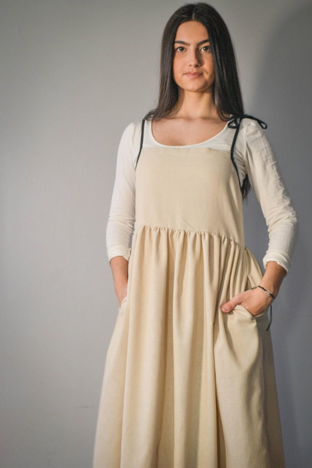 Rochie cu bretele subțiri, culoare ivory, din amestec de in și vâscoză