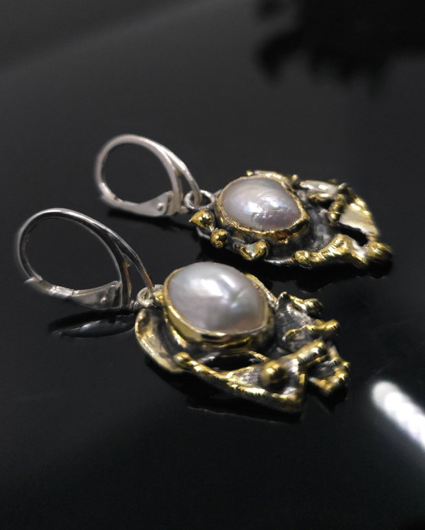 Cercei asimetrici din argint si perle, cercei argint, cercei statement, cercei handmade