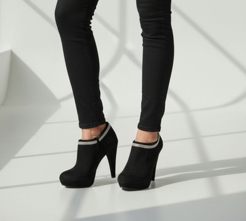 Ghetuțe mărimea 35