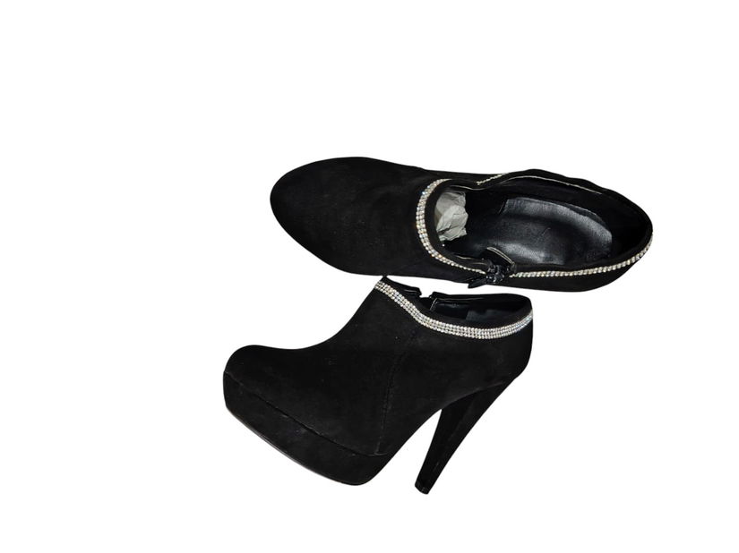 Ghetuțe mărimea 35