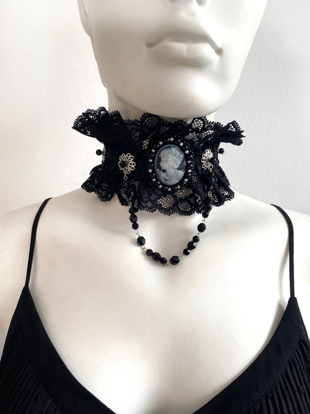 Chocker punk・Cristale si margele fatetate・Colier steampunk cu camee・Colier punkart