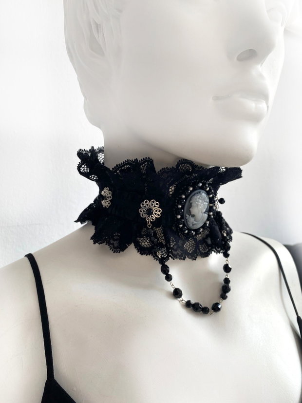 Chocker punk・Cristale si margele fatetate・Colier steampunk cu camee・Colier punkart