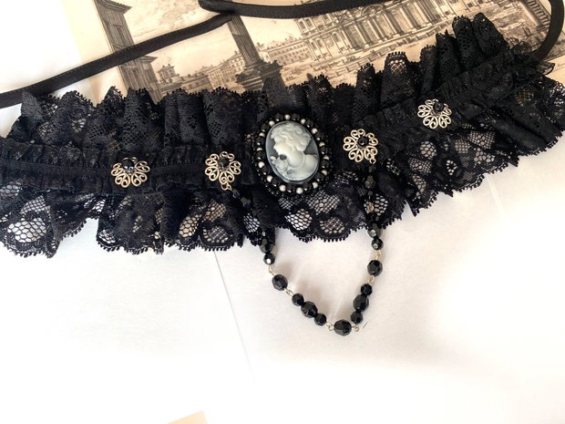 Chocker punk・Cristale si margele fatetate・Colier steampunk cu camee・Colier punkart