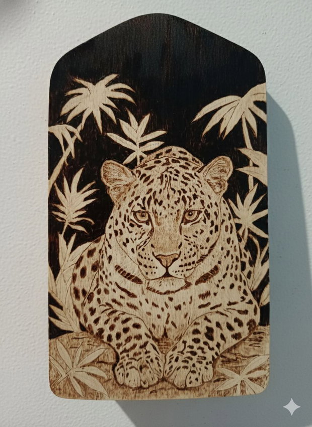 Leopard - Artă pe Lemn Ars