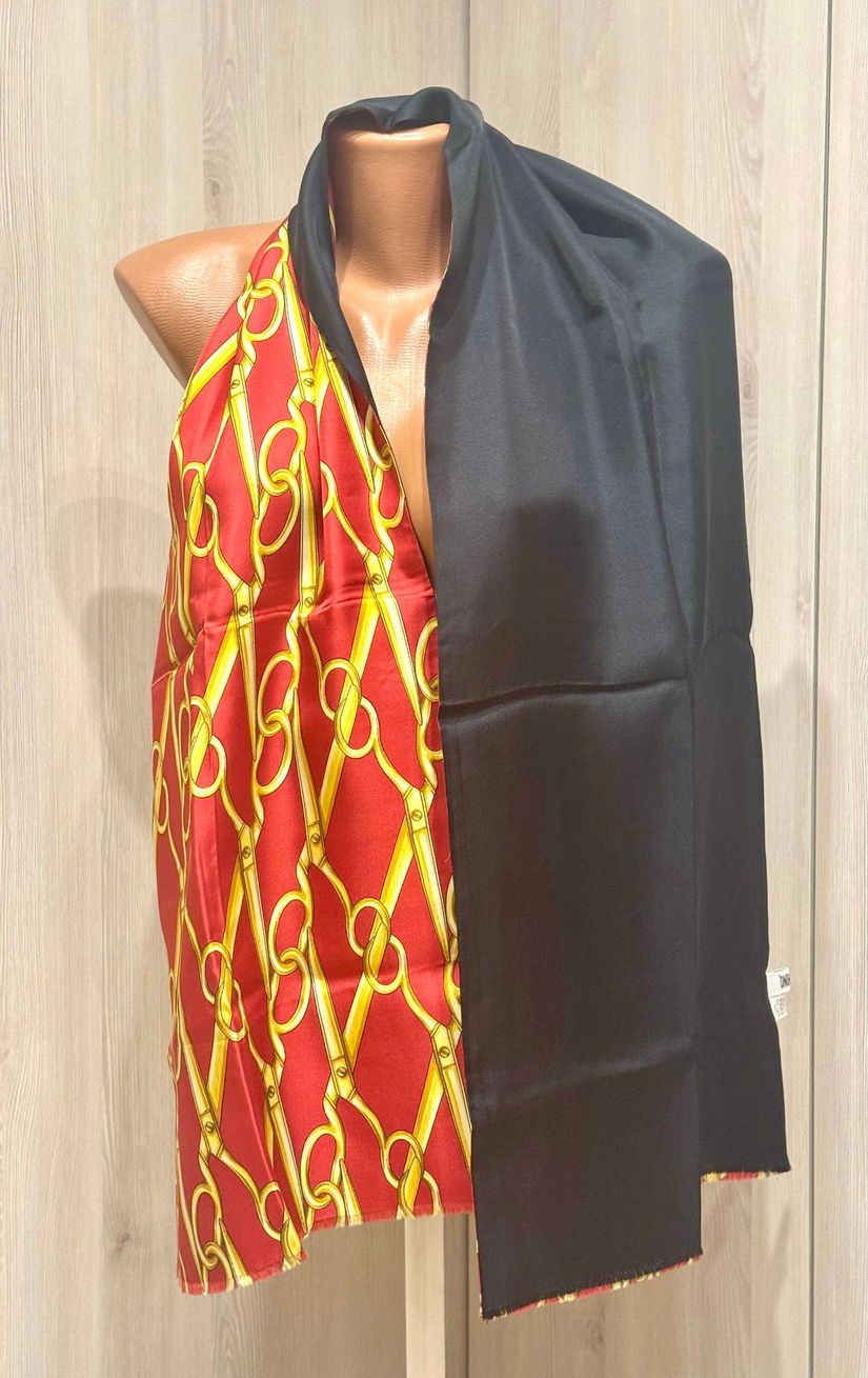 ESARFA ELEGANTA MOSCHINO ORIGINALA DOUBLE FACE MATASE NATURALA,SEMNATA.UNISEX