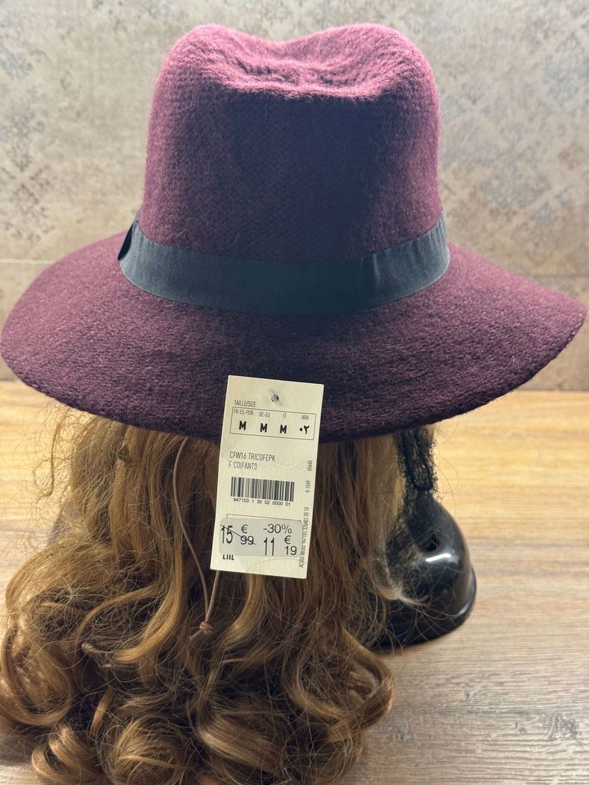 PALARIE SUPERBA PIMKIE,BLEND LANA, NOUA CU ETICHETA MARIME M