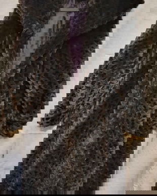 Haină blană artificială lungă cu glugă