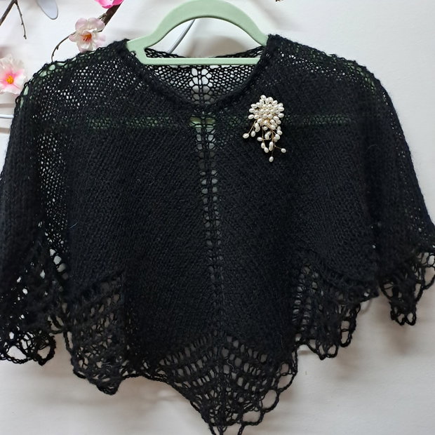 Capă/bolero negru