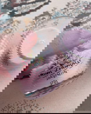 Mini lumânări parfumate cu parfum de primăvară , roz .