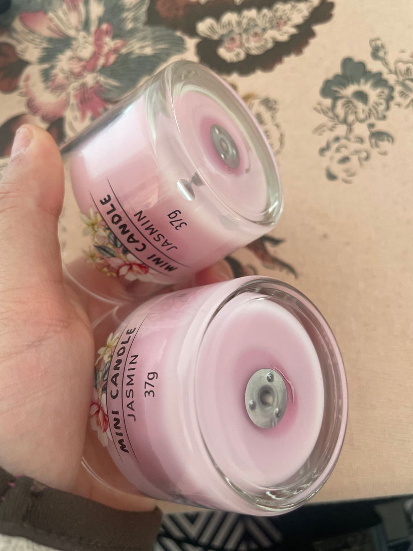 Mini lumânări parfumate cu parfum de primăvară , roz .