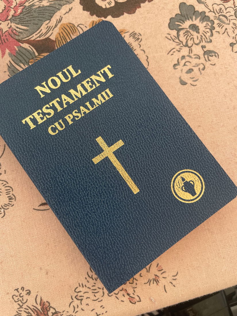 Noul testament de buzunar