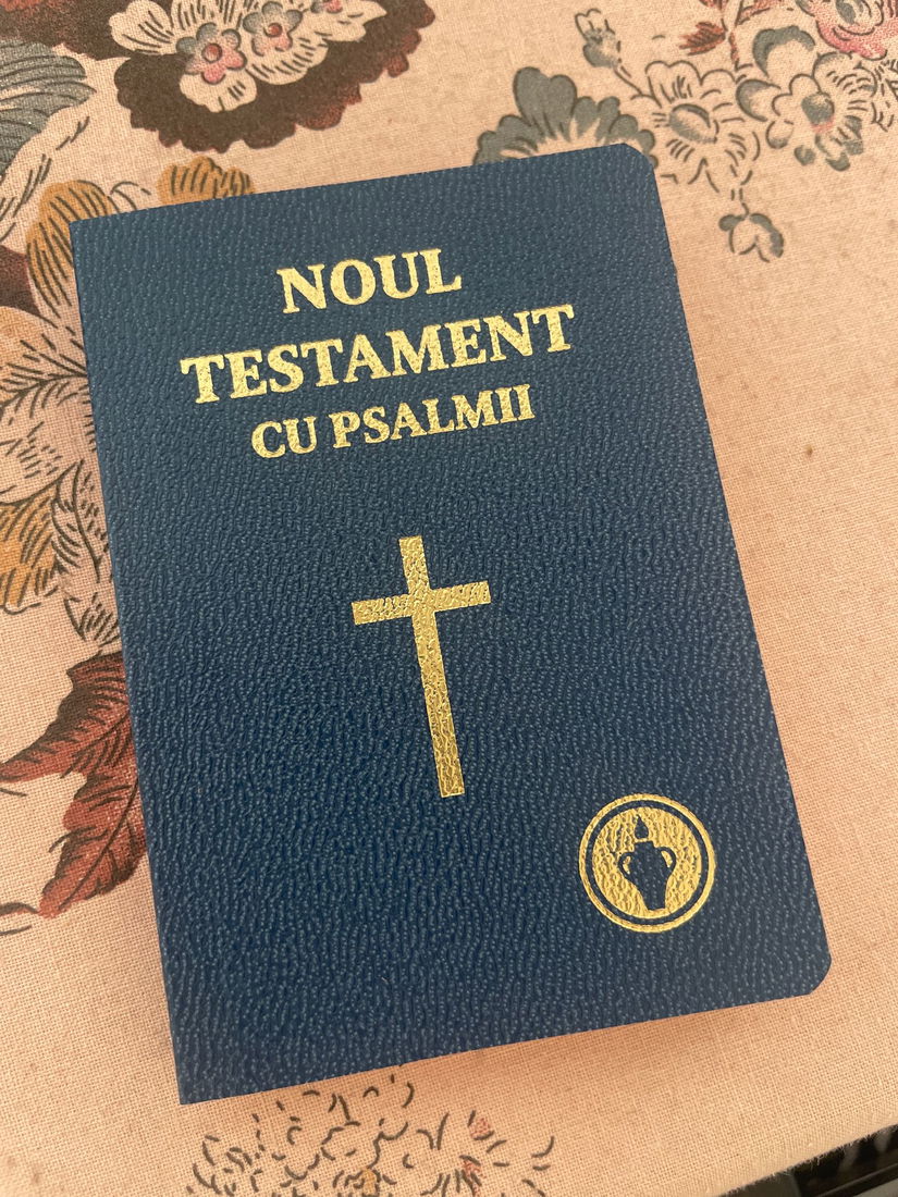 Noul testament de buzunar