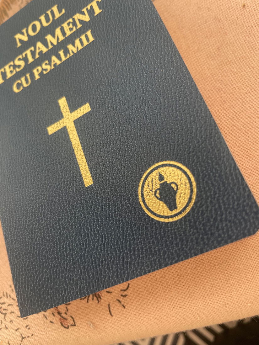 Noul testament de buzunar
