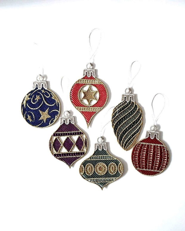 Set Decoratiuni Elegante Brodate