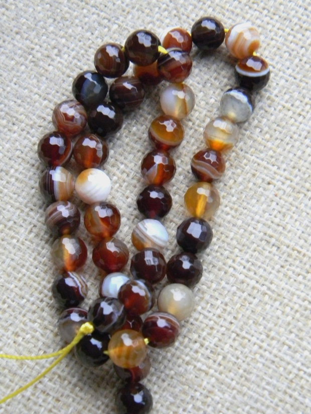 Agate fatetate 8 mm (AV2)