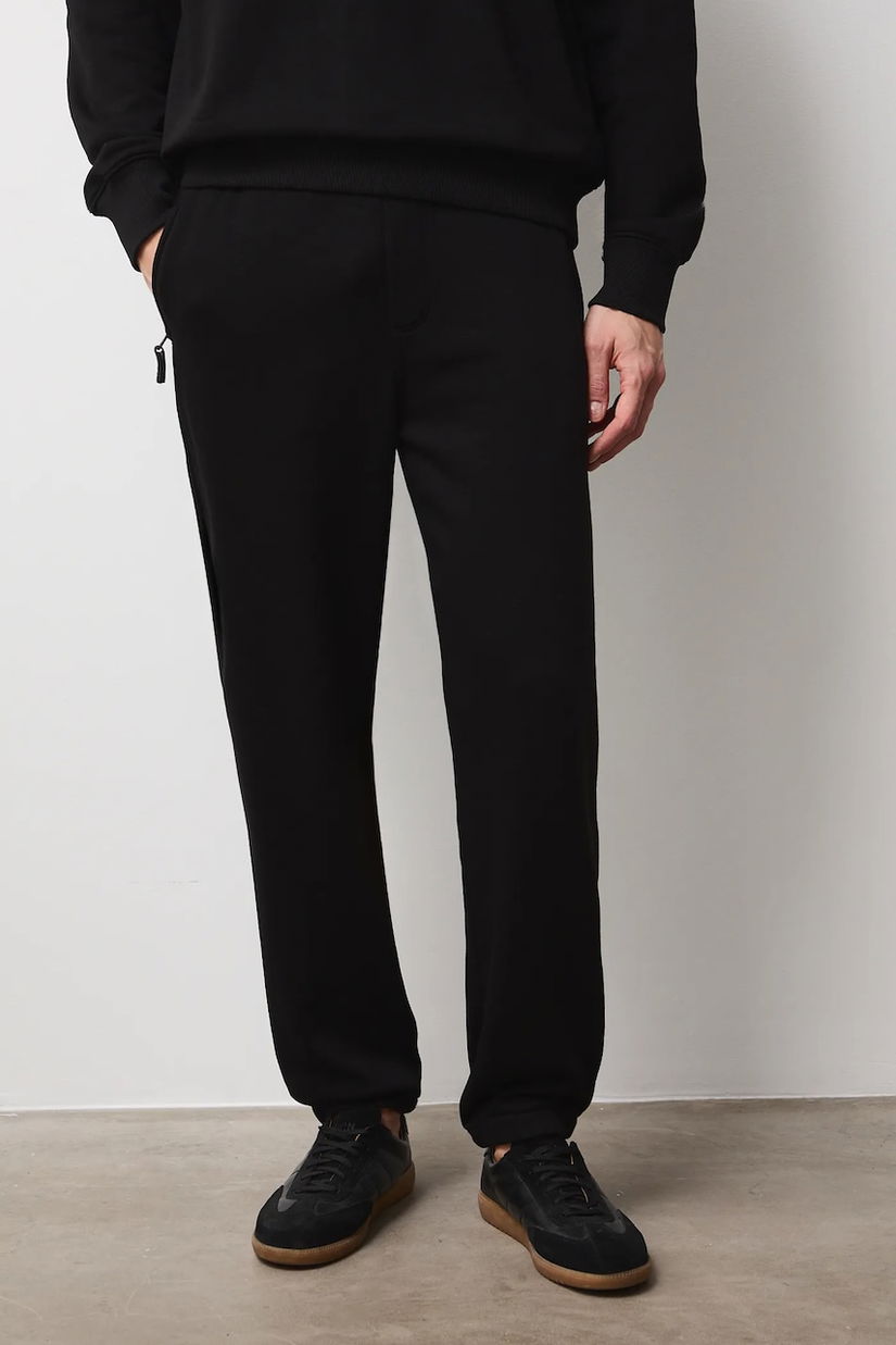 Medicine pantaloni de trening