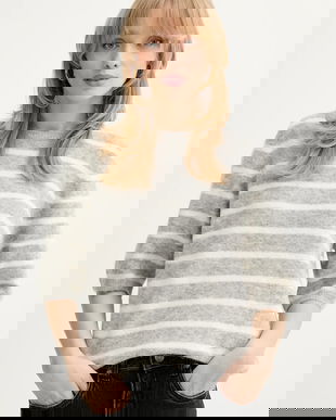 Gestuz pulover din amestec de lână