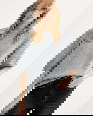 Gestuz pulover din amestec de lână