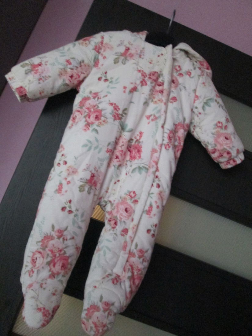 salopeta  calduroasa bebe 6-9 luni