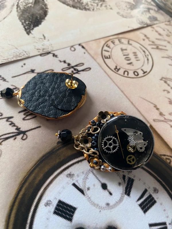 Cercei asimetrici・Cercei rock・Cercei unicat steampunk art