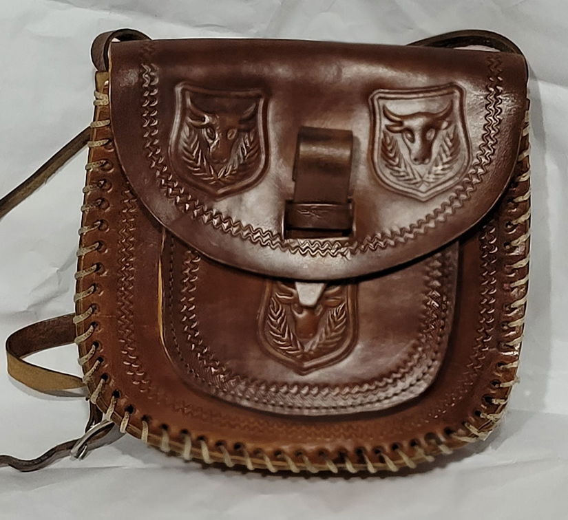 Geanta tolba din piele naturala