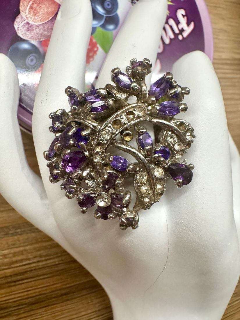 INEL DEOSEBIT CRISTALE