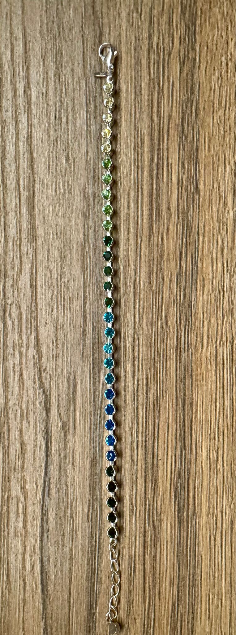 BRATARA MODEL TENIS  CU STRASURI,SEMNATA