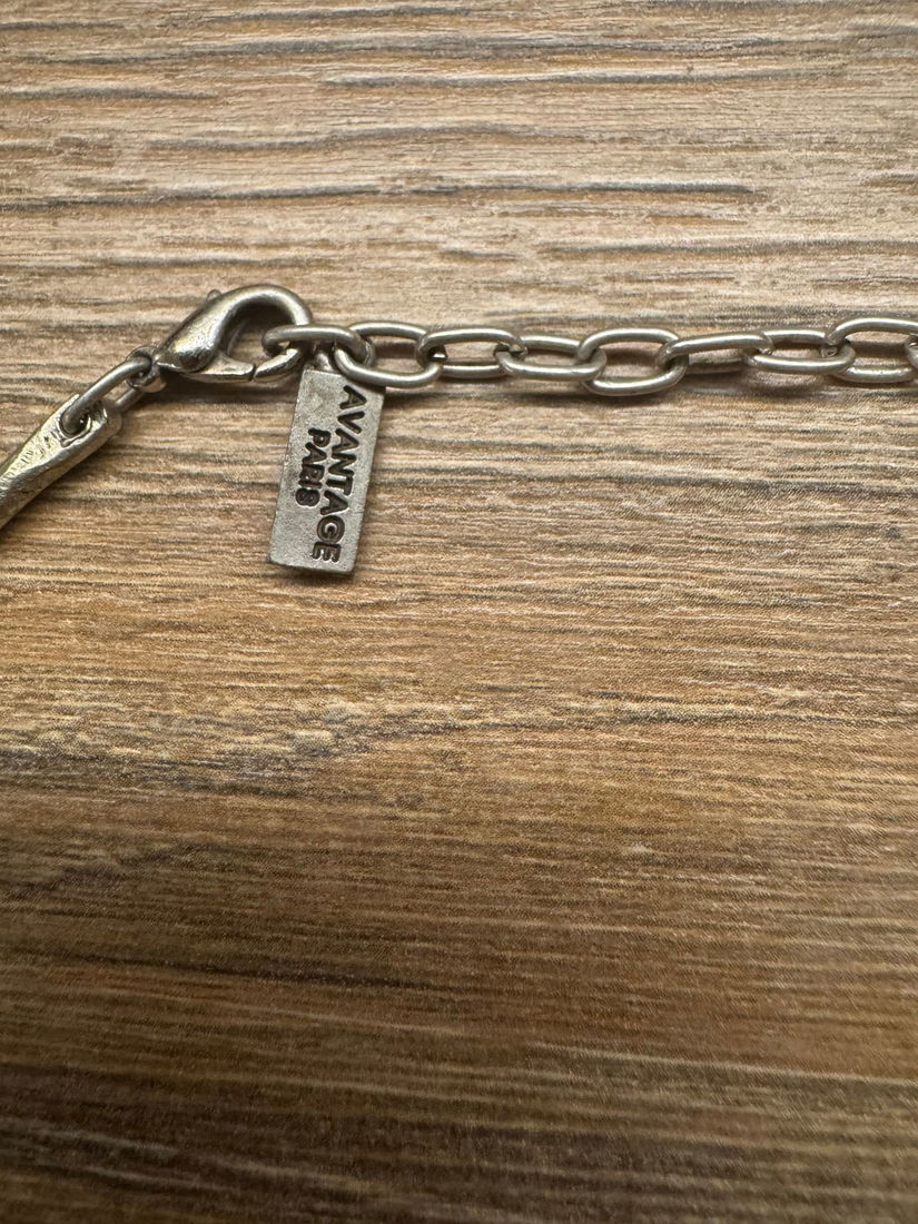 COLIER VINTAGE CIOCANIT MANUAL METAL ARGINTAT SI CRISTALE FIRMA AVANTAGE PARIS