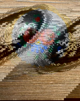 BROSA VINTAGE ALAMA ANII 30 PORTELAN PICTAT MANUAL ,SEMNAT