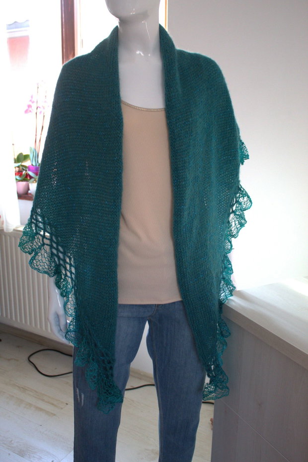 Șal triunghiular tricotat manual din mohair, lurex și fir cu efect Verde