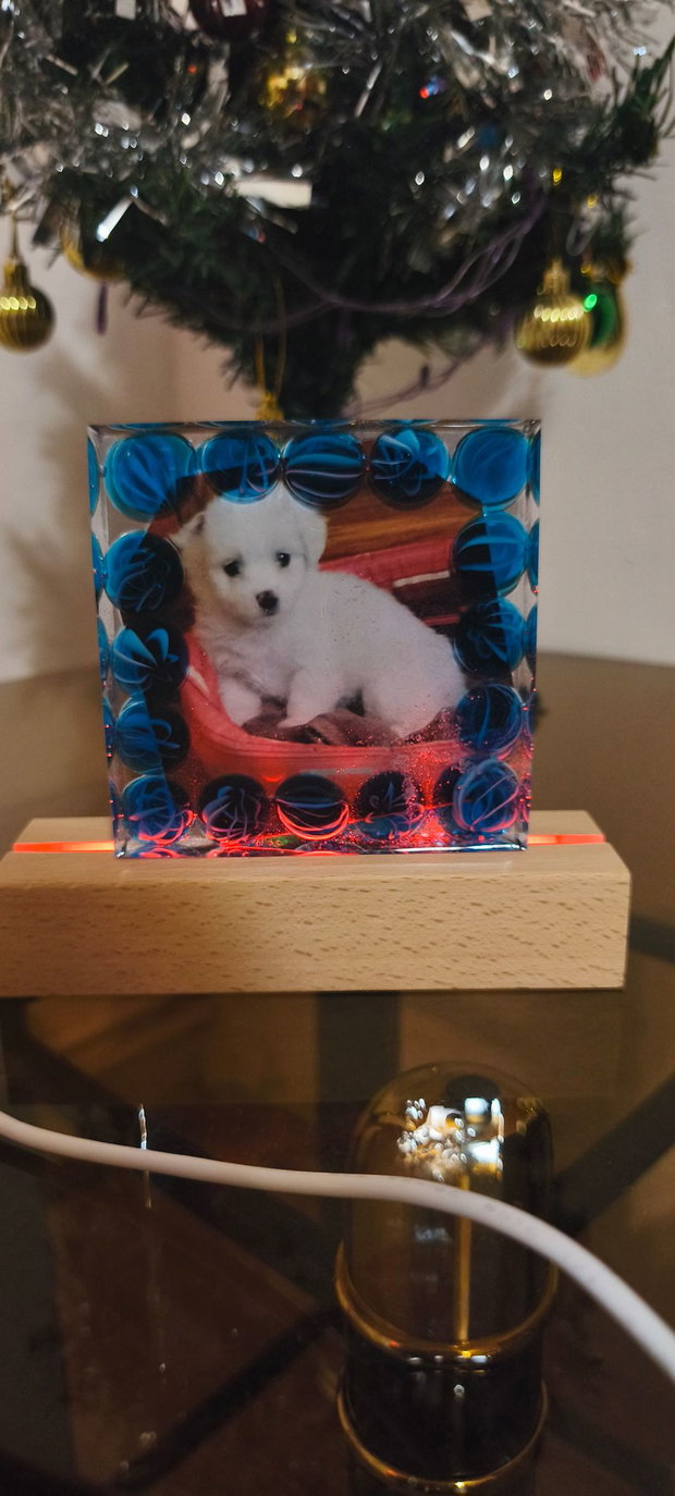 Decorațiune unicat din rășină cu fotografie iluminare LED