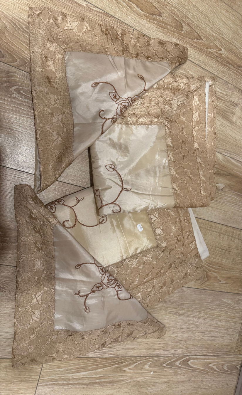 SET SUPERB FETE DE PERNA ,BRODERIE,SPANIA,NOI