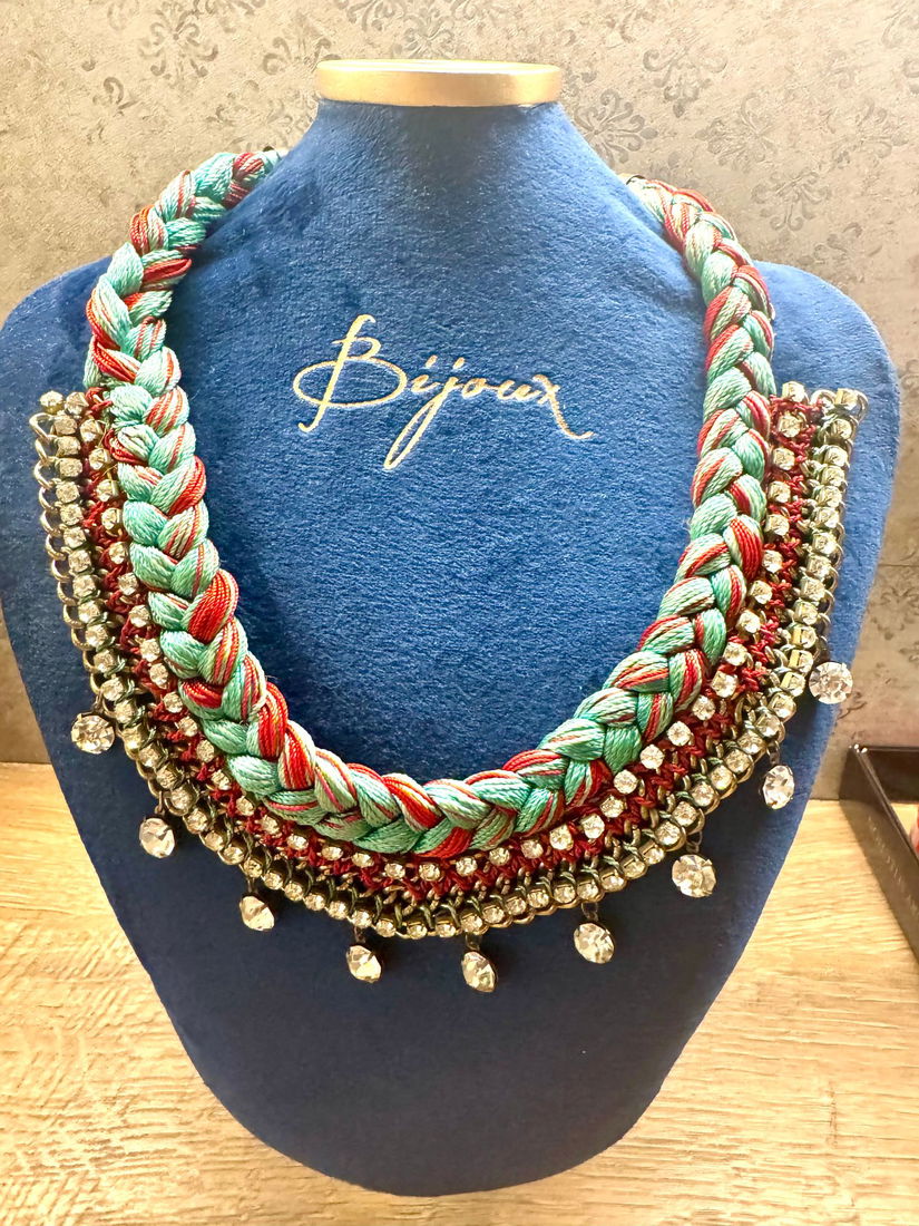 COLIER STATEMENT BOHO VINTAGE