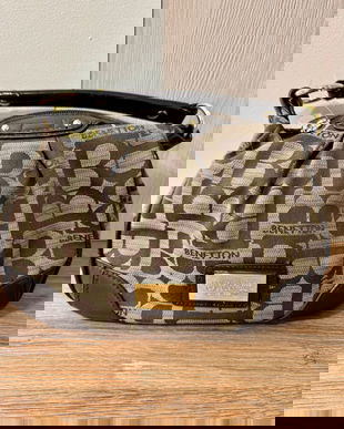 GEANTA BENETTON SPLENDIDA MATERIAL TEXTIL CU LOGO SI PIELE LACUITA