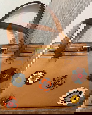 GEANTA SPLENDIDA CU APLICATII FLORALE ,VINTAGE, VERSATILA PIELE NATURALA