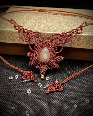 Colier Frunze Micromacrame Cristal Agata
