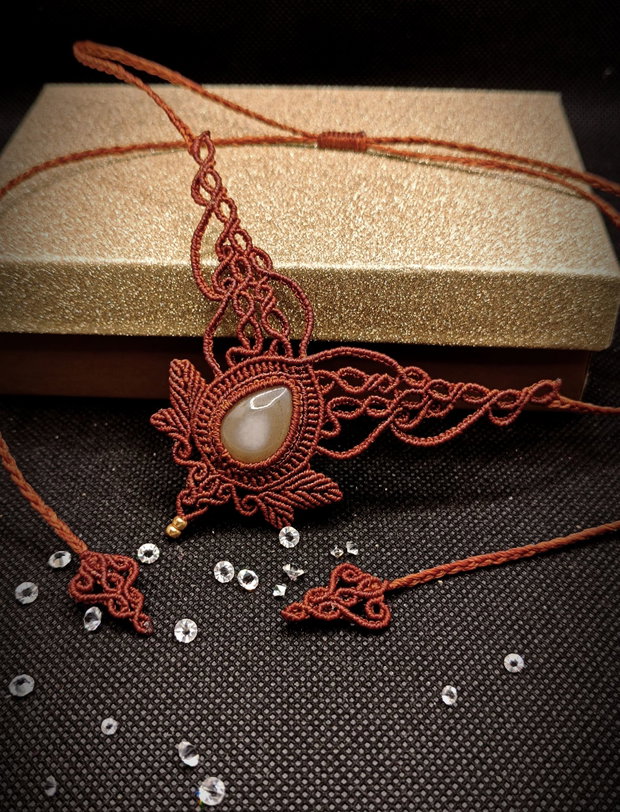 Colier Frunze Micromacrame Cristal Agata