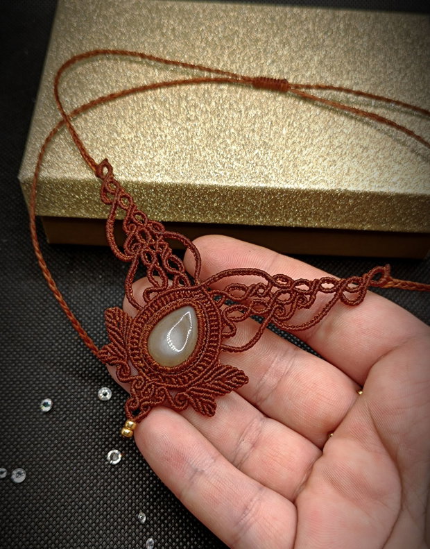 Colier Frunze Micromacrame Cristal Agata