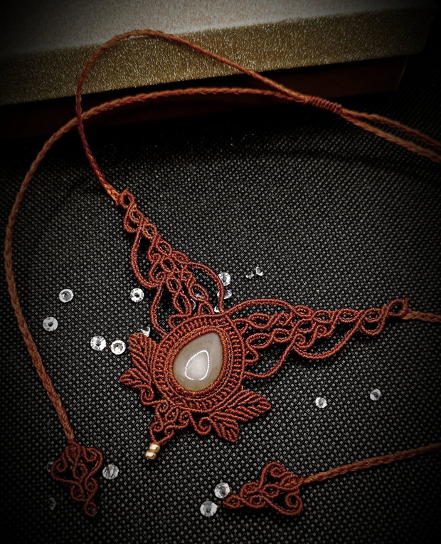 Colier Frunze Micromacrame Cristal Agata