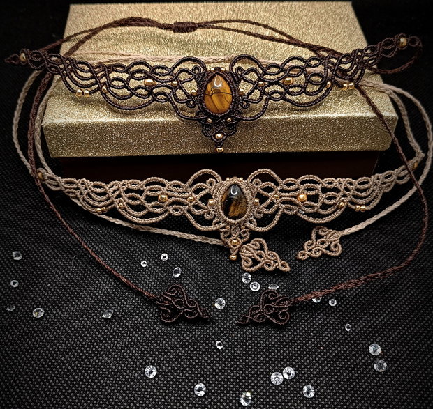 Colier choker micromacrame cu ochi de tigru