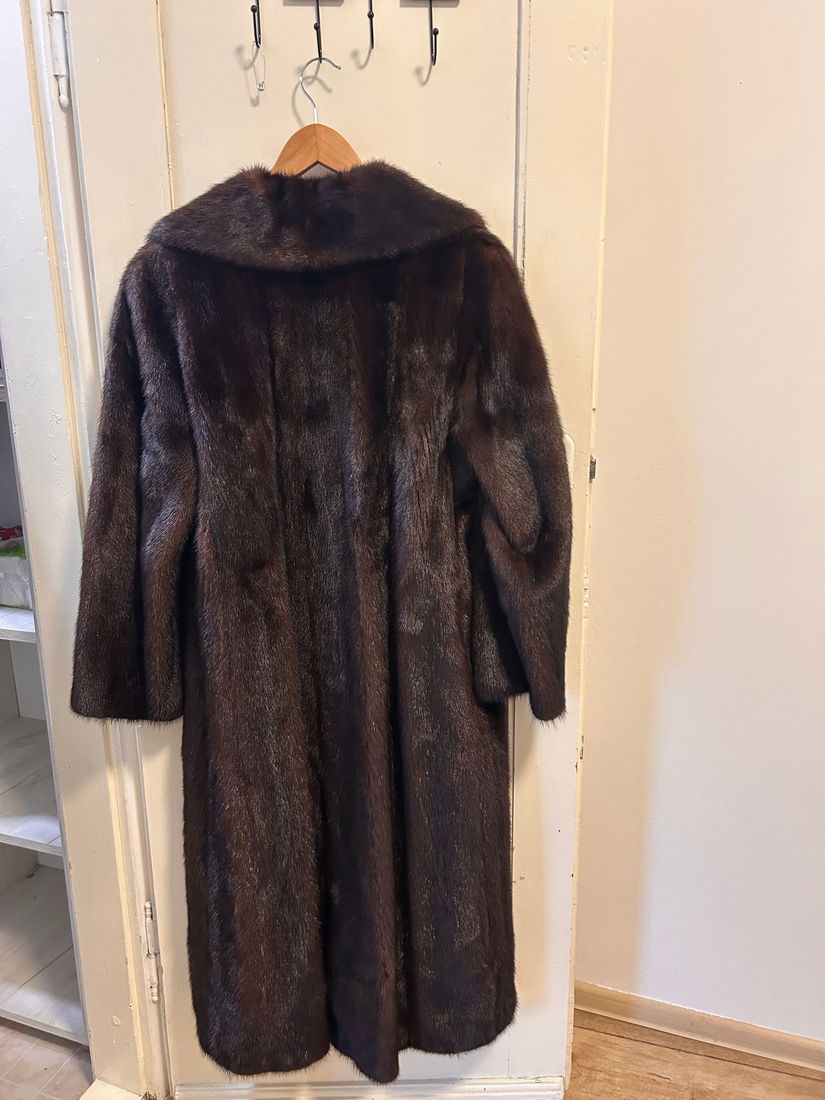 Blana naturala de nurca lunga