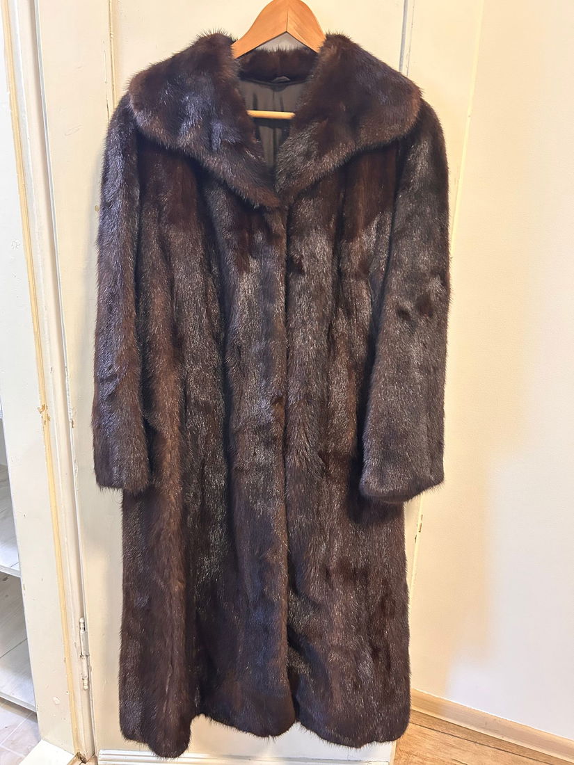 Blana naturala de nurca lunga